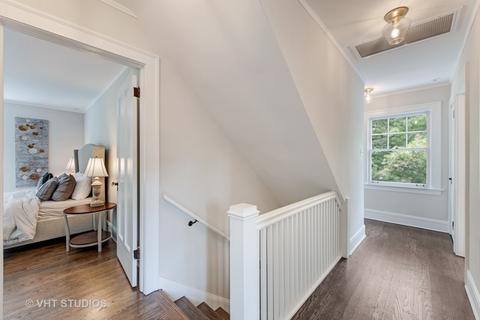 2352 Jackson Ave, Evanston, IL 60201 photo 25