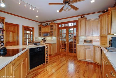 733 N Third St, Elburn, IL 60119 photo 7