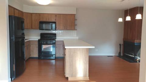 1960 Georgetown Ln, Hoffman Estates, IL 60169 photo 5