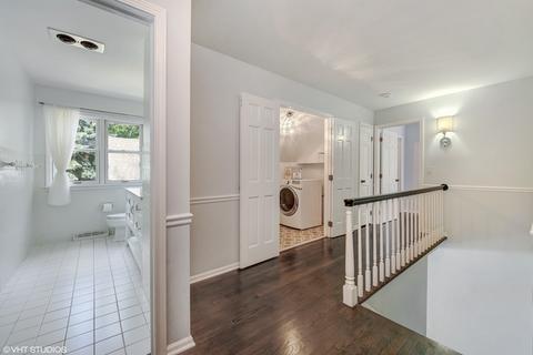 1355 Shady Ln, Wheaton, IL 60187 photo 25