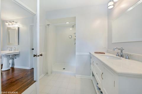 1355 Shady Ln, Wheaton, IL 60187 photo 23