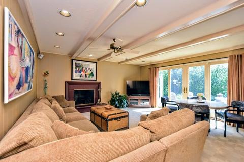 239 River Rd, Deerfield, IL 60015 photo 4