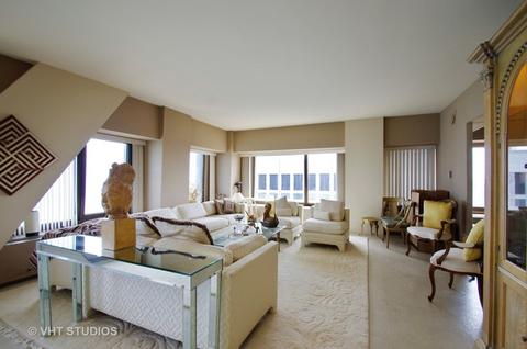 175 E Delaware Pl #7208, Chicago, IL 60611 photo 4