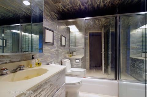 175 E Delaware Pl #7208, Chicago, IL 60611 photo 12