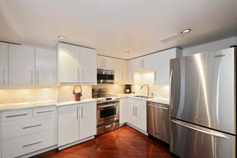 175 E Delaware Pl #6206, Chicago, IL 60611 photo 6