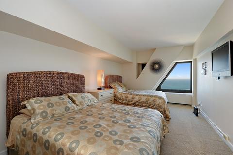 175 E Delaware Pl #6206, Chicago, IL 60611 photo 10