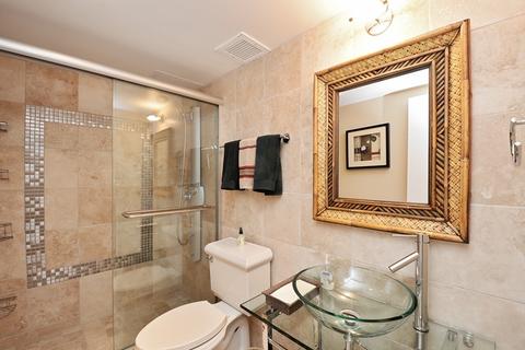 175 E Delaware Pl #6206, Chicago, IL 60611 photo 11