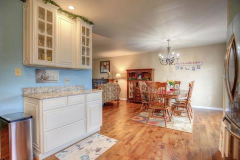 508 High Hill Rd, Philo, IL 61864 photo 6
