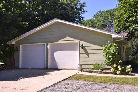 29 Jack St, Plano, IL 60545 photo 2