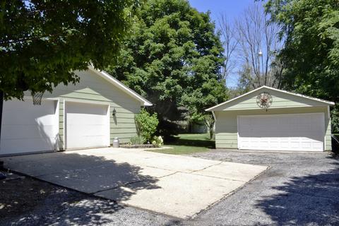 29 Jack St, Plano, IL 60545 photo 3