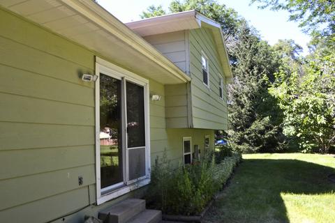 29 Jack St, Plano, IL 60545 photo 4