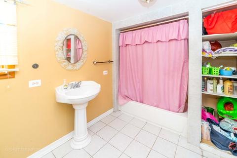 3931 S Artesian Ave, Chicago, IL 60632 photo 12
