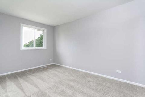 884 Heatherbrook Ct, Wheaton, IL 60189 photo 15