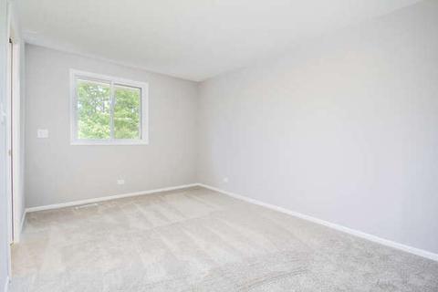 884 Heatherbrook Ct, Wheaton, IL 60189 photo 12