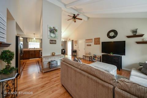 1901 Central St, Mchenry, IL 60050 photo 3