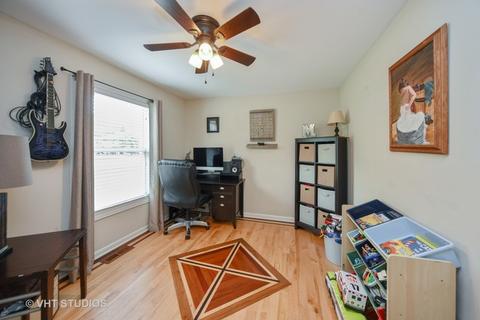 1901 Central St, Mchenry, IL 60050 photo 8