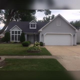 4 Hunter Dr, Montgomery, IL 60538 photo 2