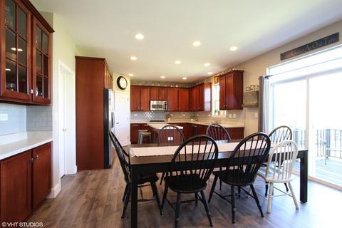 3121 Chalkstone Ave, Elgin, IL 60124 photo 5