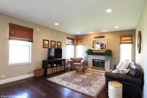 3121 Chalkstone Ave, Elgin, IL 60124 photo 8