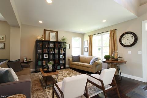 3121 Chalkstone Ave, Elgin, IL 60124 photo 3