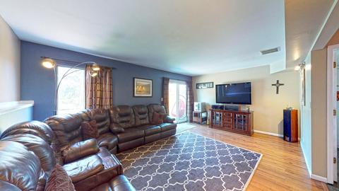 615 Swinford Rd, Bartlett, IL 60103 photo 10