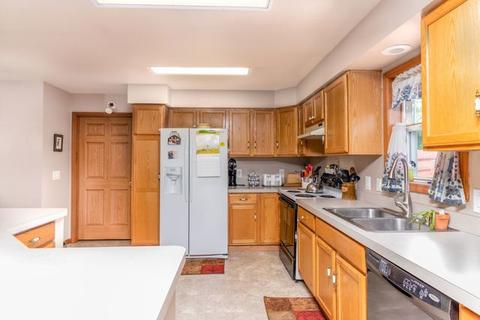 317 E Clark St, Plano, IL 60545 photo 6