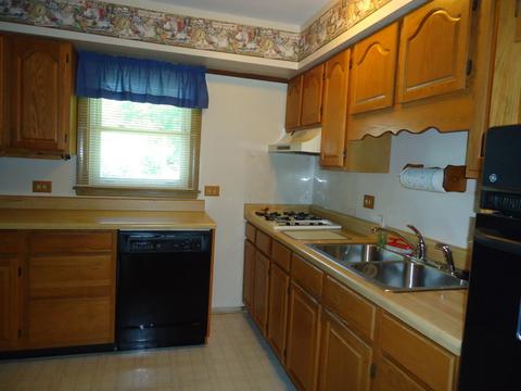 4700 W Willow Ln, Mchenry, IL 60050 photo 3
