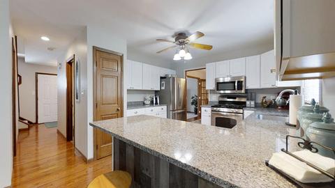 3220 W Bretons Dr, Mchenry, IL 60050 photo 11