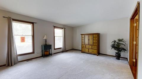 3220 W Bretons Dr, Mchenry, IL 60050 photo 4
