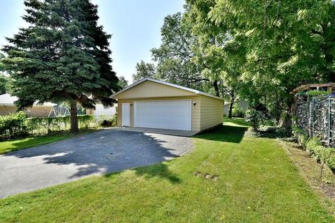 7801 45th Pl, Lyons, IL 60534 photo 2
