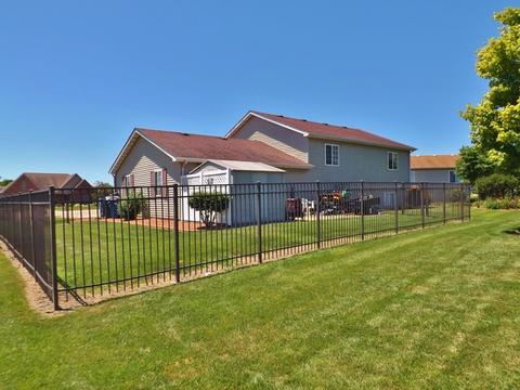1441 Scott Cir, Morris, IL 60450 photo 2
