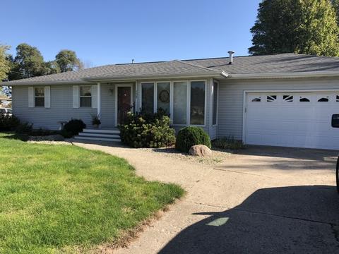 132 N Walter Ave, Mcnabb, IL 61335 photo 1