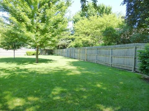 137 Circle Dr W, Montgomery, IL 60538 photo 24