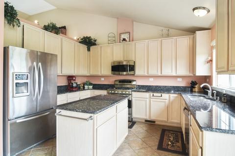 1960 Chamberry Ct, Wheeling, IL 60090 photo 6