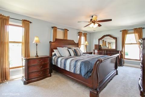 4291 Forest Glen Dr, Hoffman Estates, IL 60192 photo 14