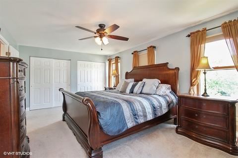 4291 Forest Glen Dr, Hoffman Estates, IL 60192 photo 15