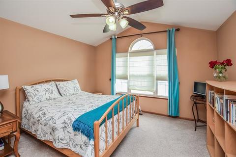 30 Peach Tree Ct, Algonquin, IL 60102 photo 15