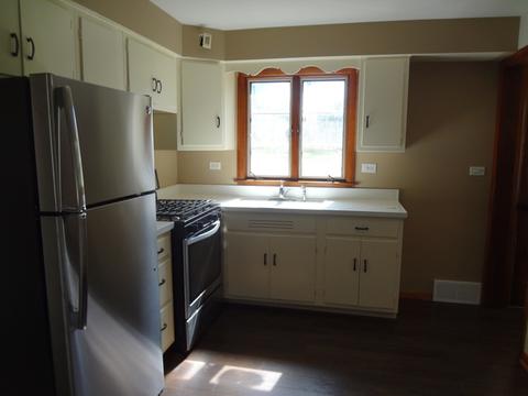 10 N963 Maple St, Elgin, IL 60123 photo 4