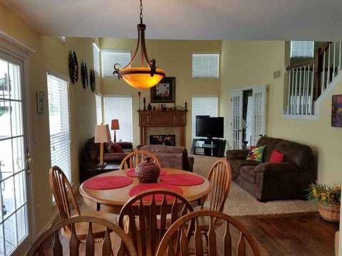 2221 Deerpath Dr, Elgin, IL 60123 photo 8