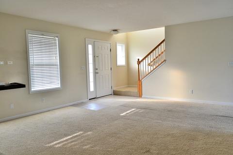 10910 N Crestpoint, Dunlap, IL 61525 photo 4