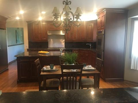 212 Somerset Rd, Willowbrook, IL 60527 photo 6