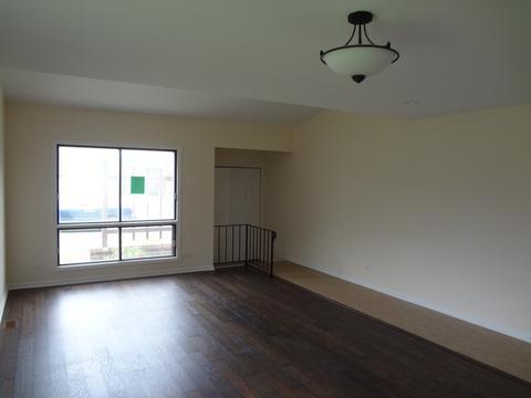 413 Hickory Dr, Wheeling, IL 60090 photo 4