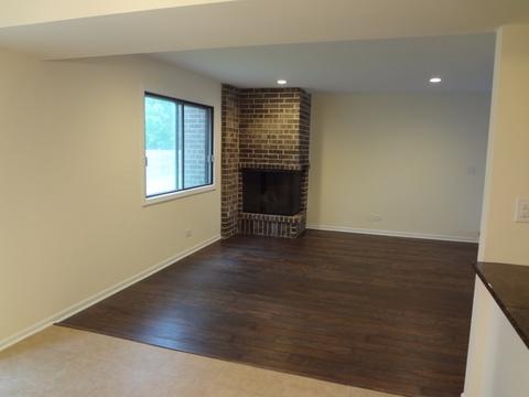 413 Hickory Dr, Wheeling, IL 60090 photo 9