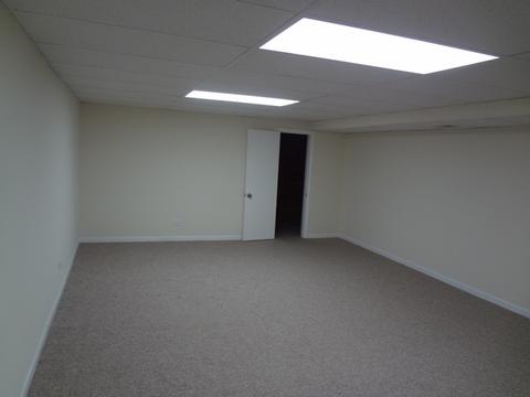 413 Hickory Dr, Wheeling, IL 60090 photo 21