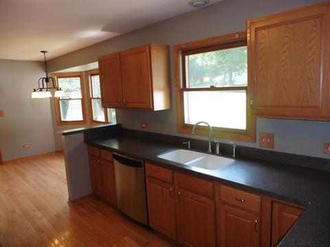 1500 Seminole Rd, Algonquin, IL 60102 photo 2