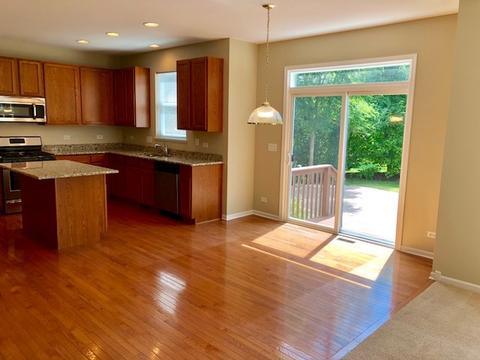 363 Comstock Rd, Elgin, IL 60124 photo 8