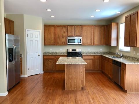 363 Comstock Rd, Elgin, IL 60124 photo 7