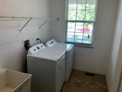 363 Comstock Rd, Elgin, IL 60124 photo 11