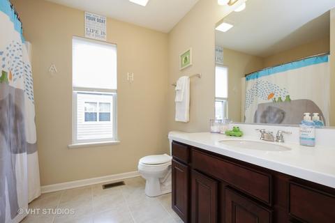 4093 Pompton Ave, Elgin, IL 60124 photo 16