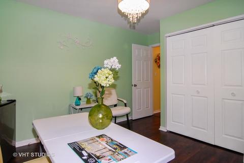3194 Anton Dr, Aurora, IL 60504 photo 9